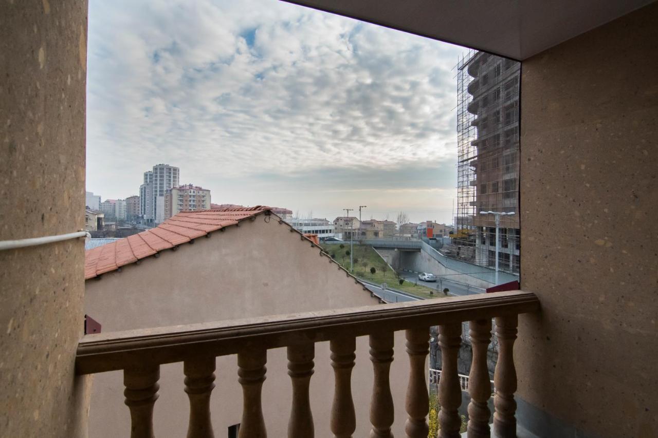 Afa Hotel & Guest House Erywań Zewnętrze zdjęcie