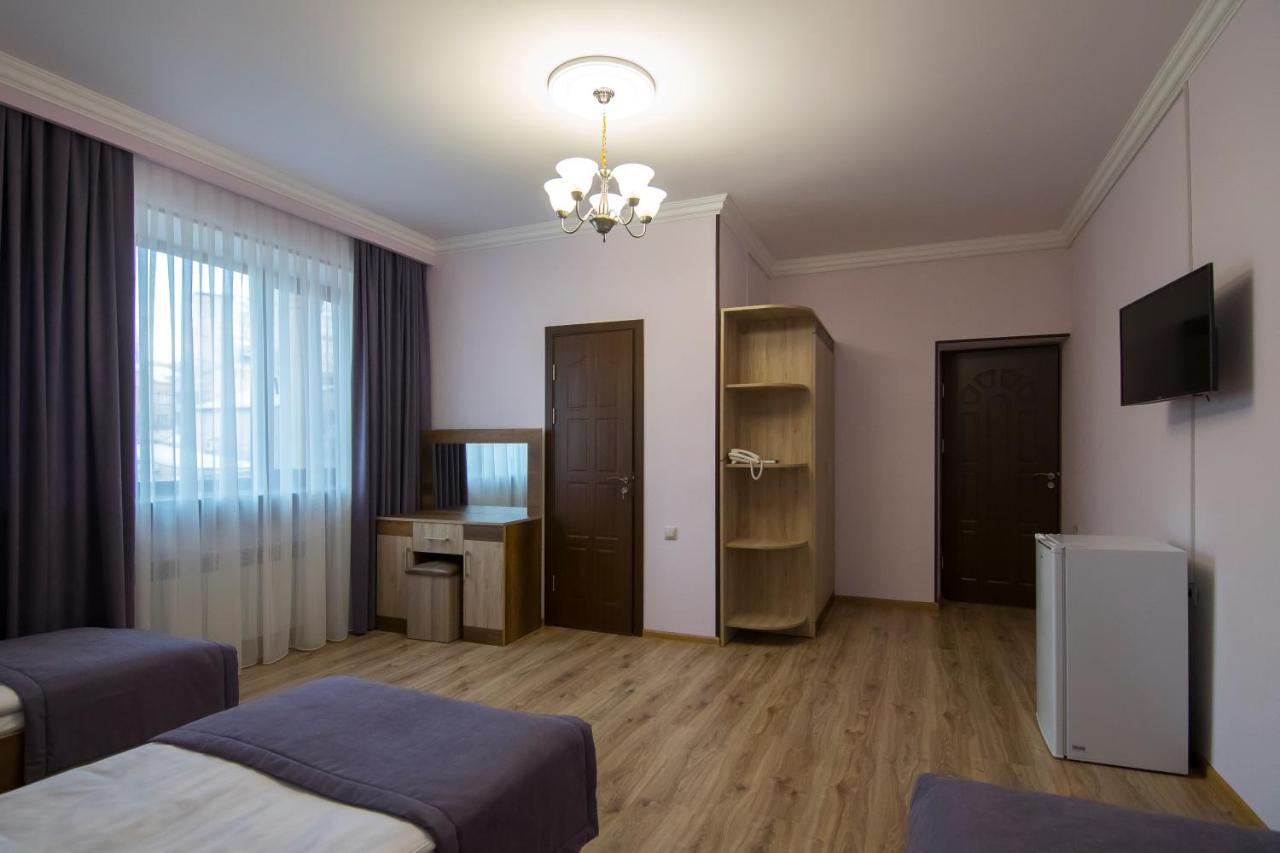 Afa Hotel & Guest House Erywań Zewnętrze zdjęcie