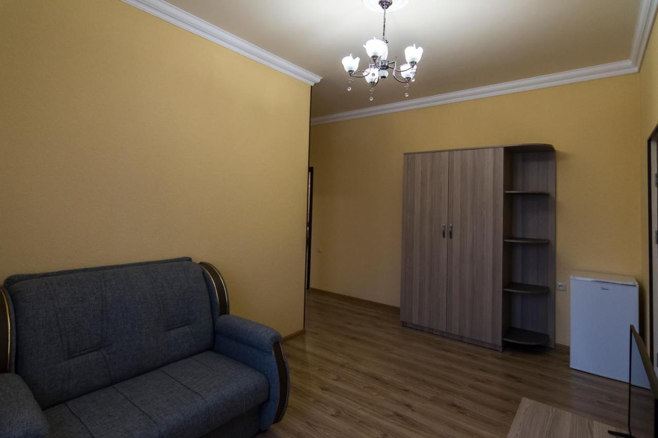 Afa Hotel & Guest House Erywań Zewnętrze zdjęcie