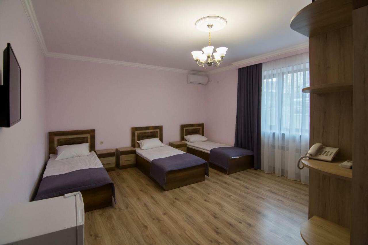 Afa Hotel & Guest House Erywań Zewnętrze zdjęcie